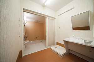 住宅型老人ホーム　名古屋市北区　ランドシステム事業